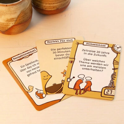 Paarzeit PaarMinuten Fürs Herz Fragekarten Details – Bunte Spielkarten mit Kategorien wie Perfekt für dich, Zeitmaschine und Persönliches in Nahaufnahme